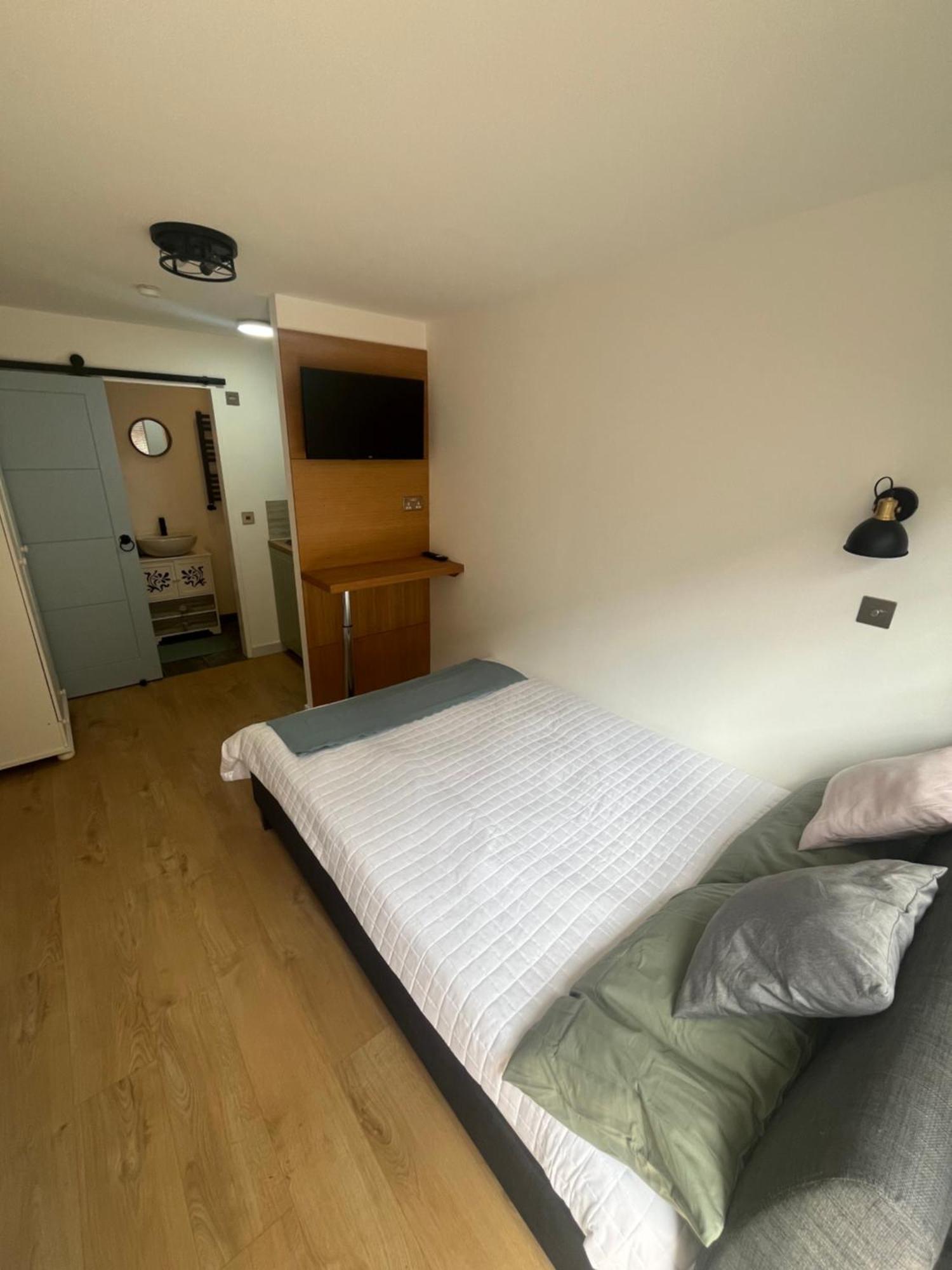 Apartmán Teddington Little Gem Londýn Exteriér fotografie